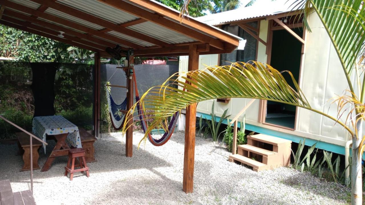מלון Container House קאוויטה מראה חיצוני תמונה
