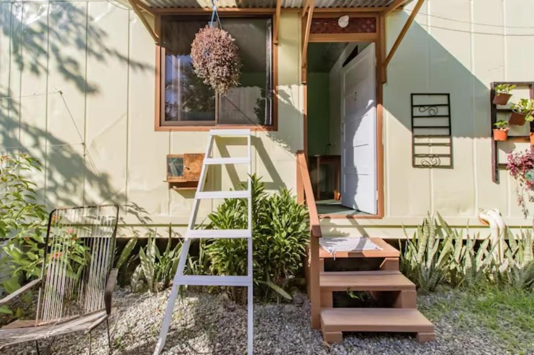 מלון Container House קאוויטה מראה חיצוני תמונה