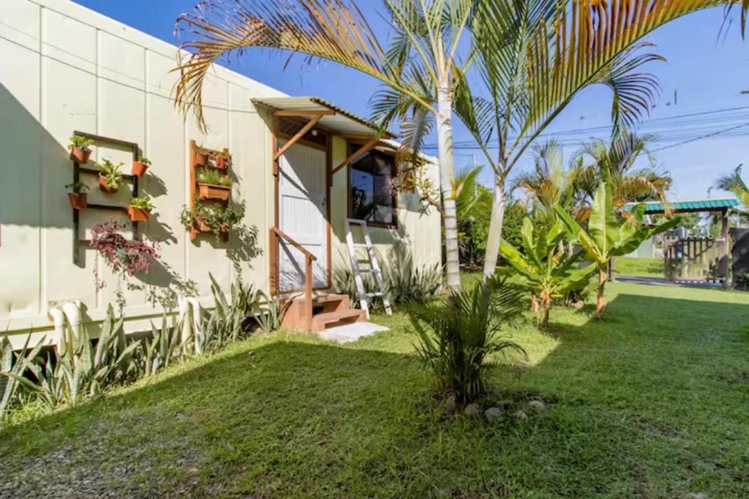 מלון Container House קאוויטה מראה חיצוני תמונה